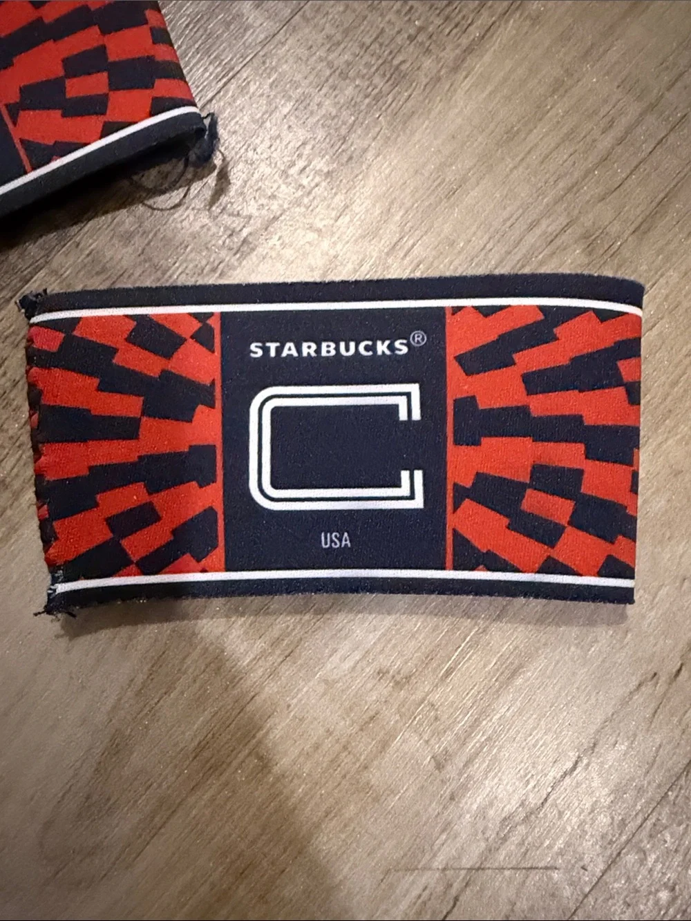 Starbucks pair can